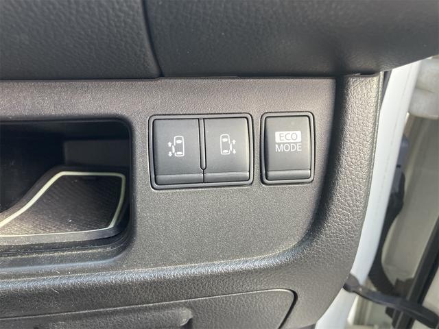 セレナ ハイウェイスター　Ｓ－ハイブリッド　両側電動パワースラドア　ＥＴＣ　ナビ　オートクルーズコントロール　両側電動スライドドア　スマートキー　電動格納ミラー　３列シート　ＣＶＴ　アルミホイール　ミュージックプレイヤー接続可　盗難防止システム　衝突安全ボディ　ＡＢＳ（10枚目）