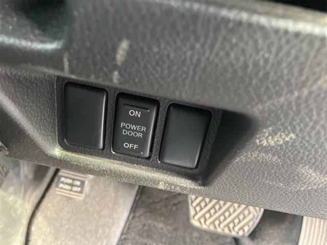 セレナ ハイウェイスター　Ｓ－ハイブリッド　両側電動パワースラドア　ＥＴＣ　ナビ　オートクルーズコントロール　両側電動スライドドア　スマートキー　電動格納ミラー　３列シート　ＣＶＴ　アルミホイール　ミュージックプレイヤー接続可　盗難防止システム　衝突安全ボディ　ＡＢＳ（31枚目）