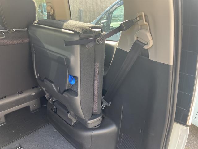 セレナ ハイウェイスター　Ｓ－ハイブリッド　両側電動パワースラドア　ＥＴＣ　ナビ　オートクルーズコントロール　両側電動スライドドア　スマートキー　電動格納ミラー　３列シート　ＣＶＴ　アルミホイール　ミュージックプレイヤー接続可　盗難防止システム　衝突安全ボディ　ＡＢＳ（43枚目）