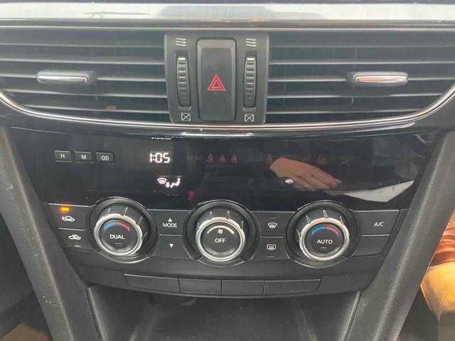 アテンザワゴン ＸＤ　ディーゼルターボ　皮調シートカバー　記録簿取説　テレビ　ドライブレコーダー　バックカメラ　ナビ　ＴＶ　オートクルーズコントロール　アルミホイール　オートライト　後席モニター　スマートキー　アイドリングストップ　電動格納ミラー　ＡＴ　盗難防止システム　ボーズ（7枚目）