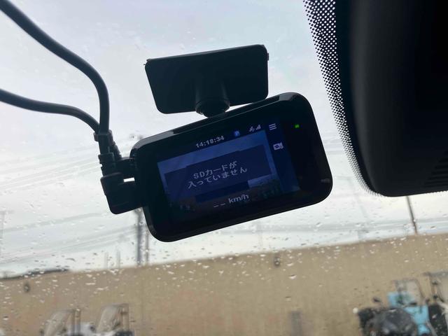 アテンザワゴン ＸＤ　ディーゼルターボ　皮調シートカバー　記録簿取説　テレビ　ドライブレコーダー　バックカメラ　ナビ　ＴＶ　オートクルーズコントロール　アルミホイール　オートライト　後席モニター　スマートキー　アイドリングストップ　電動格納ミラー　ＡＴ　盗難防止システム　ボーズ（10枚目）