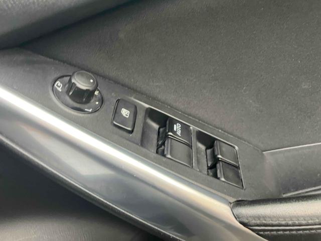 アテンザワゴン ＸＤ　ディーゼルターボ　皮調シートカバー　記録簿取説　テレビ　ドライブレコーダー　バックカメラ　ナビ　ＴＶ　オートクルーズコントロール　アルミホイール　オートライト　後席モニター　スマートキー　アイドリングストップ　電動格納ミラー　ＡＴ　盗難防止システム　ボーズ（11枚目）