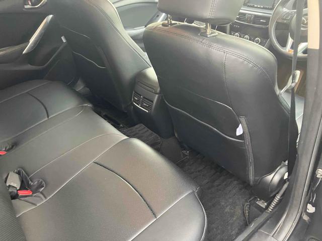 アテンザワゴン ＸＤ　ディーゼルターボ　皮調シートカバー　記録簿取説　テレビ　ドライブレコーダー　バックカメラ　ナビ　ＴＶ　オートクルーズコントロール　アルミホイール　オートライト　後席モニター　スマートキー　アイドリングストップ　電動格納ミラー　ＡＴ　盗難防止システム　ボーズ（34枚目）