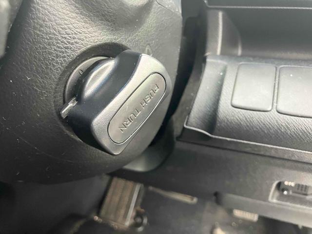 ステップワゴンスパーダ Ｚ　無限グリル　地デジナビテレビ　タイミングチェーン　カメラ　ＥＴＣ　全周囲カメラ　ナビ　ＴＶ　両側電動スライドドア　ＨＩＤ　スマートキー　アイドリングストップ　電動格納ミラー　後席モニター　ＣＶＴ　アルミホイール　ＣＤ　盗難防止システム　衝突安全ボディ　ＡＢＳ（10枚目）