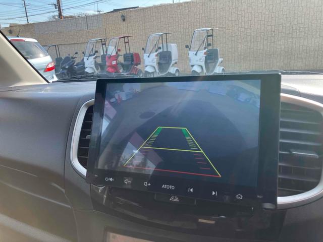 ソリオ Ｓ　アンドロイドモニター１０．３　両側パワースライドドア　バックカメラ　両側電動スライドドア　オートライト　ＨＩＤ　スマートキー　電動格納ミラー　ＣＶＴ　アルミホイール　盗難防止システム　衝突安全ボディ　ＡＢＳ　エアコン　パワーステアリング　パワーウィンドウ（4枚目）