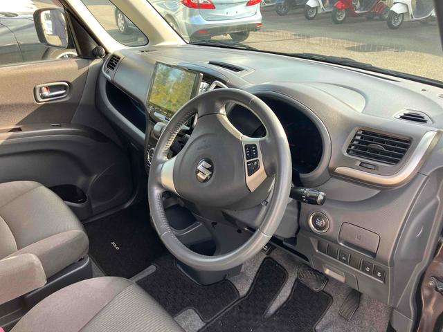 ソリオ Ｓ　アンドロイドモニター１０．３　両側パワースライドドア　バックカメラ　両側電動スライドドア　オートライト　ＨＩＤ　スマートキー　電動格納ミラー　ＣＶＴ　アルミホイール　盗難防止システム　衝突安全ボディ　ＡＢＳ　エアコン　パワーステアリング　パワーウィンドウ（21枚目）