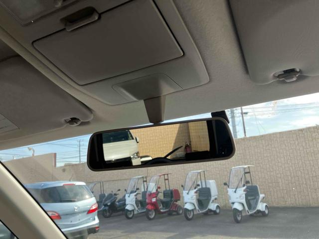 ソリオ Ｓ　アンドロイドモニター１０．３　両側パワースライドドア　バックカメラ　両側電動スライドドア　オートライト　ＨＩＤ　スマートキー　電動格納ミラー　ＣＶＴ　アルミホイール　盗難防止システム　衝突安全ボディ　ＡＢＳ　エアコン　パワーステアリング　パワーウィンドウ（24枚目）