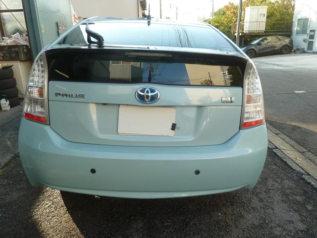 プリウス Ｓ　１オーナー　禁煙車　記録簿（3枚目）
