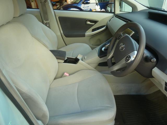 プリウス Ｓ　１オーナー　禁煙車　記録簿（10枚目）