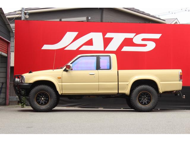 プロシード キャブプラス　４ＷＤ　ヒッチメンバー　全塗装済み　５人乗り　積載量５００ＫＧ　社外アルミホイール　社外タイヤ　社外ステアリング　社外オーディオ（24枚目）