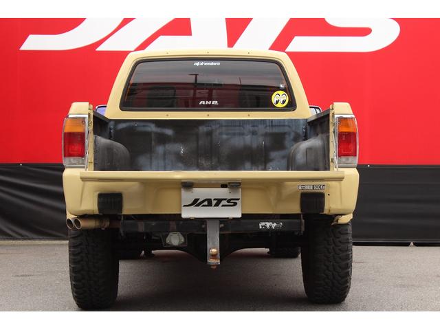 プロシード キャブプラス　４ＷＤ　ヒッチメンバー　全塗装済み　５人乗り　積載量５００ＫＧ　社外アルミホイール　社外タイヤ　社外ステアリング　社外オーディオ（29枚目）