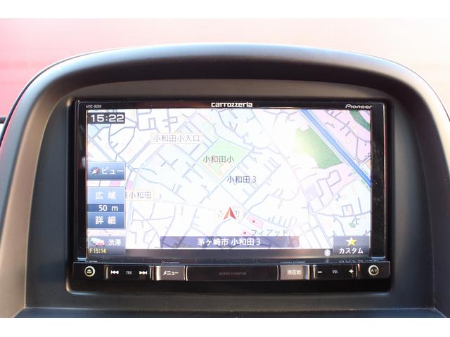 ダットサンピックアップ キングキャブ　ＡＸ　３人乗りベンチシート　シートカバー　トノカバー　デイトナメッキホイール　ＢＦグットリッチタイヤ　Ｃノッチ加工　社外ナビ　バックカメラ　ＥＴＣ（13枚目）