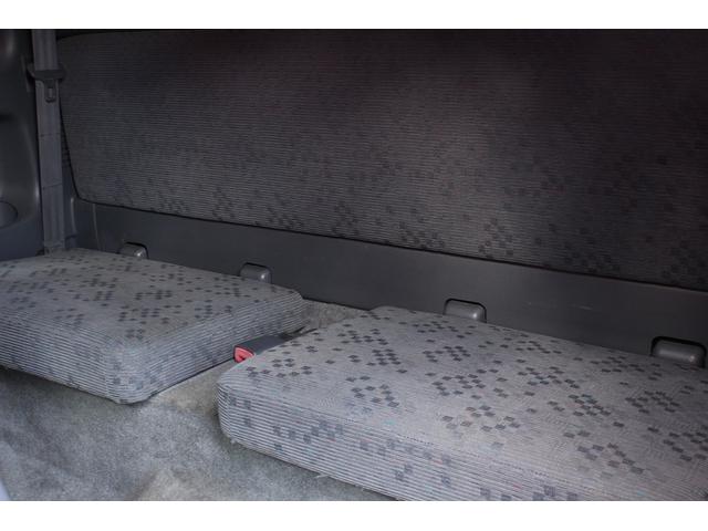 ハイラックススポーツピック エクストラキャブ　ジャッツエアサス装着　デイトナ＆ＢＦグッドリッチ　ワンピースウインドウ　リヤステップバンパー　エア開閉式トノカバー（7枚目）