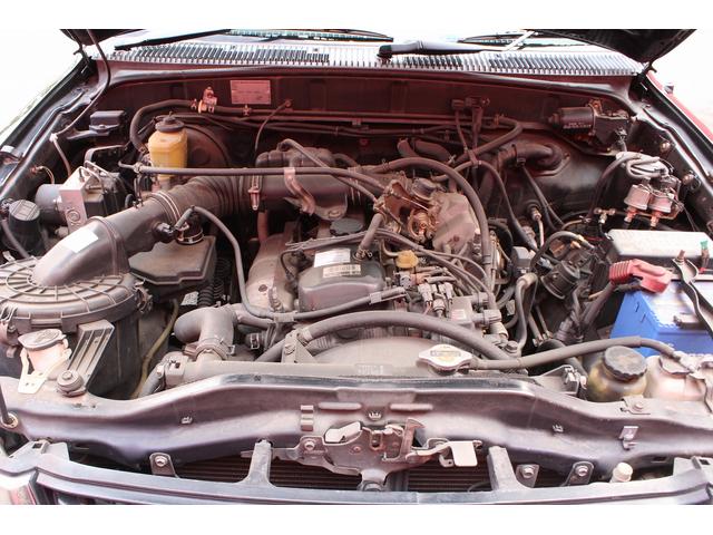 ハイラックススポーツピック エクストラキャブ　ジャッツエアサス装着　デイトナ＆ＢＦグッドリッチ　ワンピースウインドウ　リヤステップバンパー　エア開閉式トノカバー（41枚目）