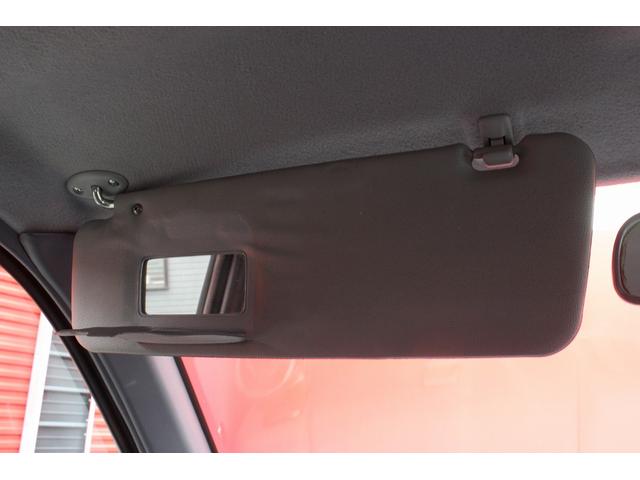 ハイラックススポーツピック エクストラキャブ　ローダウンブロック　デイトナブラックホイール　リアステップバンパー　社外グリル　社外オーディオ　ＥＴＣ　４速ＡＴ　積載量２５０キロ（10枚目）