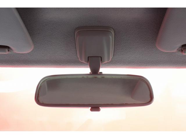 ハイラックススポーツピック エクストラキャブ　ローダウンブロック　デイトナブラックホイール　リアステップバンパー　社外グリル　社外オーディオ　ＥＴＣ　４速ＡＴ　積載量２５０キロ（11枚目）