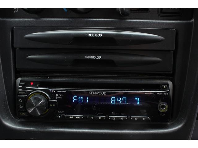 ハイラックススポーツピック エクストラキャブ　ローダウンブロック　デイトナブラックホイール　リアステップバンパー　社外グリル　社外オーディオ　ＥＴＣ　４速ＡＴ　積載量２５０キロ（18枚目）