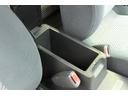 キャブプラス　４ＷＤ　ヒッチメンバー　全塗装済み　５人乗り　積載量５００ＫＧ　社外アルミホイール　社外タイヤ　社外ステアリング　社外オーディオ（15枚目）