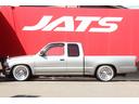 TOYOTA HILUX SPORTS PICK UP