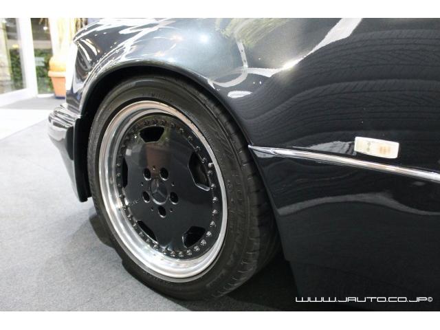 500E 整備記録簿付 黒革内装 AMG仕様 新車並行(19枚目)