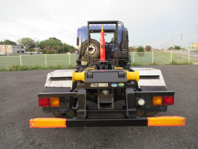 フォワード 脱着装置付コンテナ専用車アームロール7800cc(6枚目)