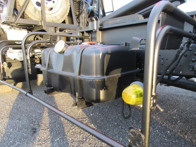 フォワード 脱着装置付コンテナ専用車アームロール7800cc(25枚目)