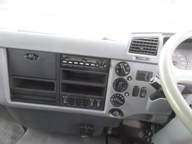 ファイター 　脱着装置付コンテナ専用車新明和製アームロール７５４０ｃｃ（35枚目）