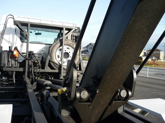 ヒノレンジャー レンジャー新明和製脱着装置付アームロール6400cc(22枚目)