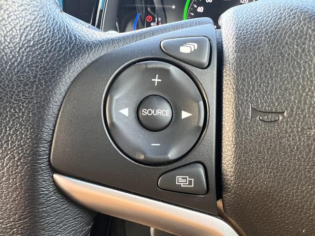 シャトル ハイブリッドX ホンダセンシング ナビ装着用スペシャルパッケージ+ETC車載器(ナビゲーション連動)・コンビシートプライムスムース&ファブリック・	LEDヘッドライト+LEDフォグライト+自動防眩ルームミラー(20枚目)