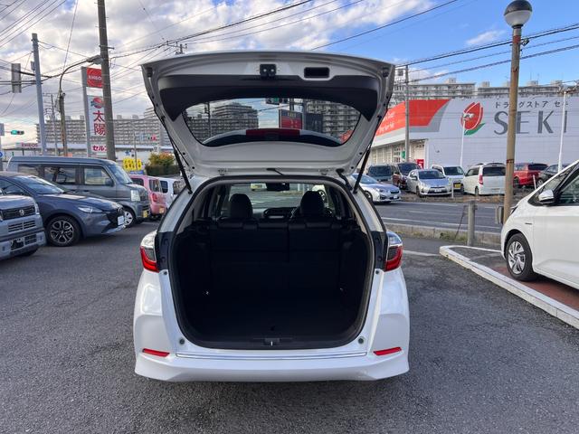 シャトル ハイブリッドX ホンダセンシング ナビ装着用スペシャルパッケージ+ETC車載器(ナビゲーション連動)・コンビシートプライムスムース&ファブリック・	LEDヘッドライト+LEDフォグライト+自動防眩ルームミラー(34枚目)