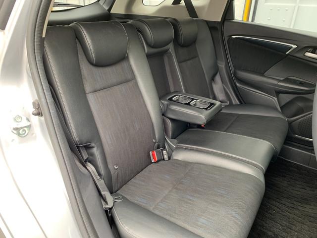 シャトル ハイブリッドX ホンダセンシング コンフォートビューパッケージ・純正オプション(ギャザズ8型ワイドプレミアムインターナビ・ナビ連動ドラレコ前後&連動ビルトインETC) アップルカープレイ・コンビシートプライムスムース&ファブリック(20枚目)
