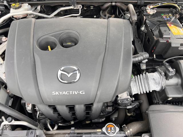 MAZDA3ファストバック 20Sバーガンディ セレクション オプション(360度セーフティPK・BOSEサウンドシステム+12スピーカー・フロント&リア&サイド&アンダースカートスポイラー・イルミスカッフプレート・ビルトインETC)シート&ステアリングヒーター(41枚目)