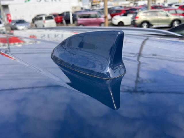 フリード e:HEVクロスター 11.4型ワイドナビ装着スペシャルPK・ナビ連動2.0ETC・2列目6:4分割可倒式シート(ダブルフォールダウン)・コンビシート&専用インテリア・アップルカープレイ&アンドロイドオート・純正ドラレコ(24枚目)