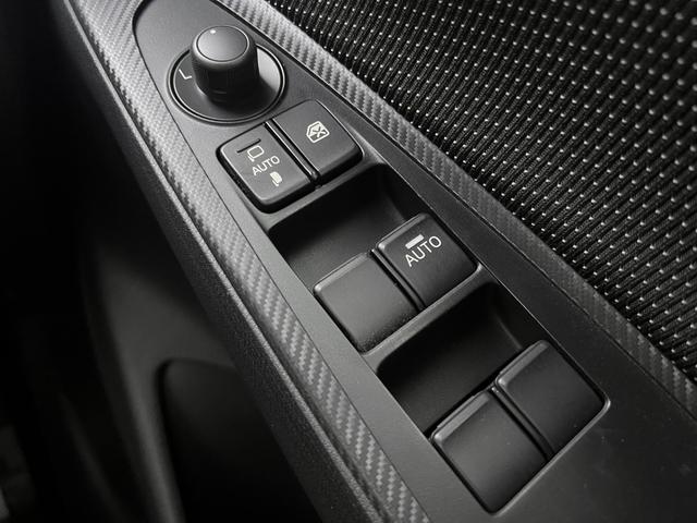 MAZDA2 15S ブラックトーンエディション 6速マニュアル・純正(マツダコネクトナビ・360度ビューモニター・前後ドラレコ・アルミペダル・バイザー裏ETC・ブルーワイドミラー・自動防眩ミラー)オートマチックハイビーム・前後パーキングセンサー(19枚目)