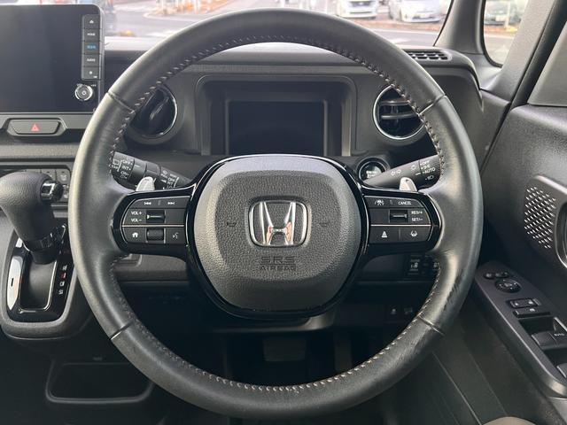 Ｎ－ＢＯＸカスタム ターボ　純正オプション（マルチビューカメラシステム・ワイド９型コネクトナビ・前後車内３カメラドラレコ・ビルトインＥＴＣ）・コンビニフック付きシートバックルテーブル・アップルカープレイ・アンドロイドオート（22枚目）