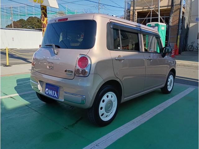 �����X�̓W���ԗ��͍��莑�i��ۗL����v�����F�߂��ǎ��ԗ��݂̂����I���ēW���̔����s�Ȃ��Ă���܂��B���C�y�ɂ����X�̏エ�Ԃ������ɂȂ��Ă��������B