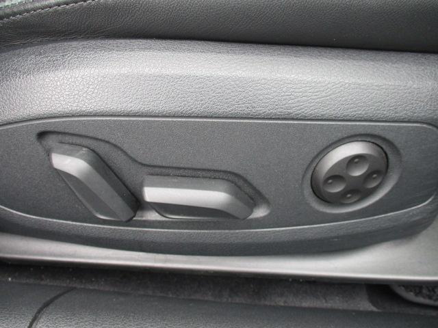 A4アバント 40TDIクワトロ Sライン 後期 バーチャルコックピット マトリクスLED 純正ナビ 全方位カメラ アンビエントライト ACC パワーテールゲート シーケンシャルウィンカー 前後ドラレコ ハーフレザーシート ランバーサポート(42枚目)