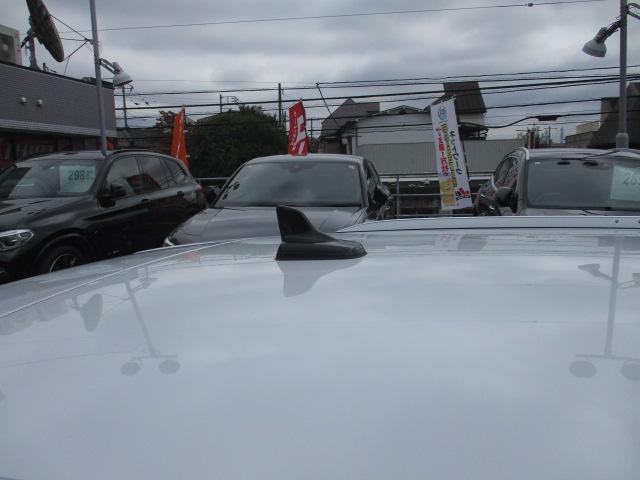 A4アバント 40TDIクワトロ Sライン 後期 バーチャルコックピット マトリクスLED 純正ナビ 全方位カメラ アンビエントライト ACC パワーテールゲート シーケンシャルウィンカー 前後ドラレコ ハーフレザーシート ランバーサポート(55枚目)