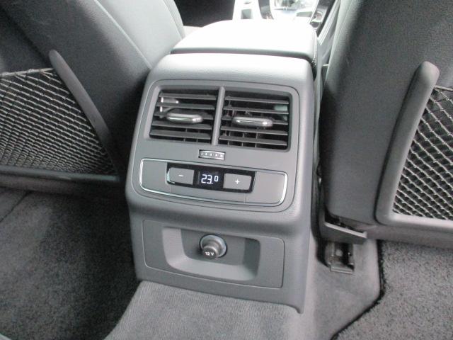 A4アバント 40TDIクワトロ Sライン 後期 バーチャルコックピット マトリクスLED 純正ナビ 全方位カメラ アンビエントライト ACC パワーテールゲート シーケンシャルウィンカー 前後ドラレコ ハーフレザーシート ランバーサポート(70枚目)