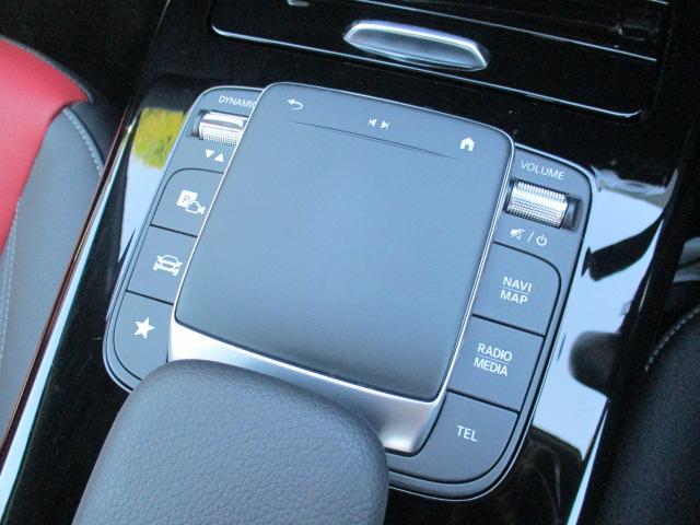 Ａクラスセダン Ａ２５０ｅ　セダン　ＡＭＧ　レザーエクスクルーシブＰ　アドバンスドＰＫＧ　レーダーセーフ　１オーナー　アンビエントライト　ヘッドアップディスプレイ　ＭＢＵＸナビＴＶ　全方位カメラ　アンビエントライト　シートヒーター　オプションカラー（20枚目）