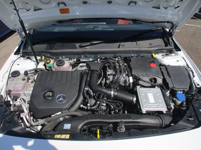 Ａクラスセダン Ａ２５０ｅ　セダン　ＡＭＧ　レザーエクスクルーシブＰ　アドバンスドＰＫＧ　レーダーセーフ　１オーナー　アンビエントライト　ヘッドアップディスプレイ　ＭＢＵＸナビＴＶ　全方位カメラ　アンビエントライト　シートヒーター　オプションカラー（47枚目）