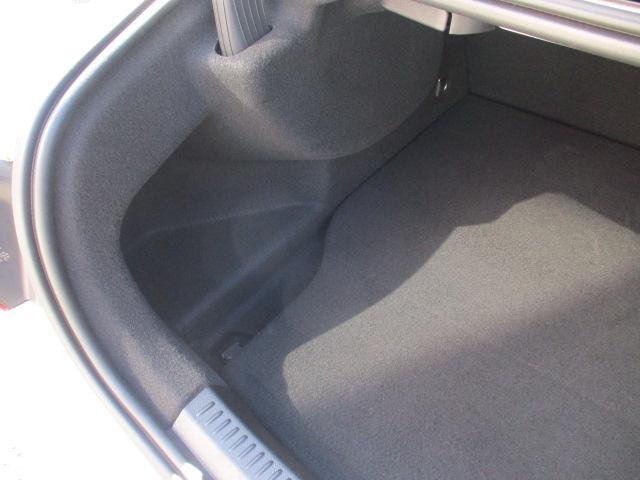 Ａクラスセダン Ａ２５０ｅ　セダン　ＡＭＧ　レザーエクスクルーシブＰ　アドバンスドＰＫＧ　レーダーセーフ　１オーナー　アンビエントライト　ヘッドアップディスプレイ　ＭＢＵＸナビＴＶ　全方位カメラ　アンビエントライト　シートヒーター　オプションカラー（65枚目）