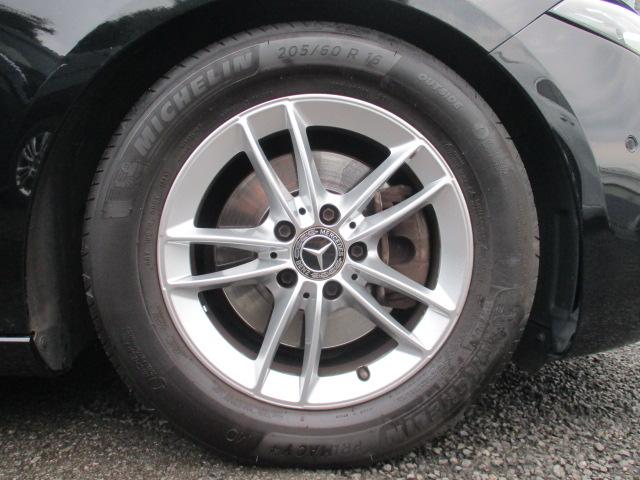 Ａクラス Ａ２００ｄ　レーダーセーフ　ＭＢＵＸナビＴＶ　バックカメラ　パワーシート　シートヒーター　ドラレコ　ワイヤレスチャージ　ハーフレザーシート　ＬＥＤヘッドライト　衝突軽減　追従クルーズ　踏み間違い防止　ＥＴＣ（49枚目）