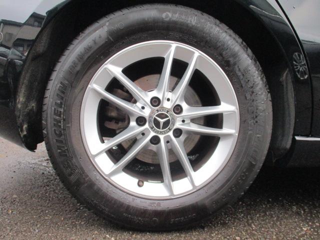 Ａクラス Ａ２００ｄ　レーダーセーフ　ＭＢＵＸナビＴＶ　バックカメラ　パワーシート　シートヒーター　ドラレコ　ワイヤレスチャージ　ハーフレザーシート　ＬＥＤヘッドライト　衝突軽減　追従クルーズ　踏み間違い防止　ＥＴＣ（50枚目）