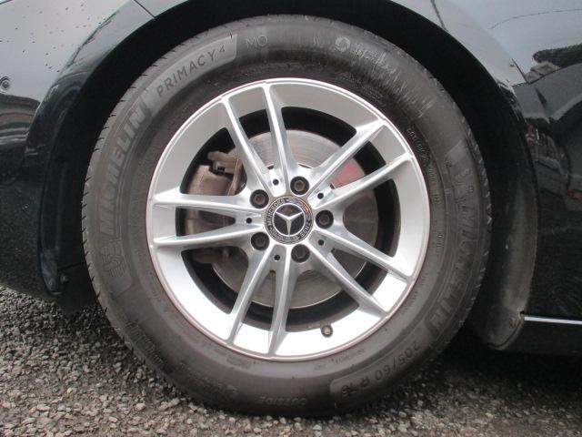 Ａクラス Ａ２００ｄ　レーダーセーフ　ＭＢＵＸナビＴＶ　バックカメラ　パワーシート　シートヒーター　ドラレコ　ワイヤレスチャージ　ハーフレザーシート　ＬＥＤヘッドライト　衝突軽減　追従クルーズ　踏み間違い防止　ＥＴＣ（51枚目）