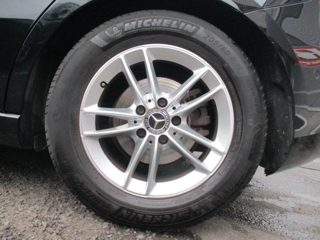 Ａクラス Ａ２００ｄ　レーダーセーフ　ＭＢＵＸナビＴＶ　バックカメラ　パワーシート　シートヒーター　ドラレコ　ワイヤレスチャージ　ハーフレザーシート　ＬＥＤヘッドライト　衝突軽減　追従クルーズ　踏み間違い防止　ＥＴＣ（52枚目）