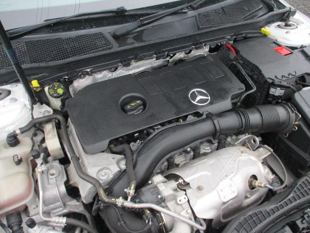 Aクラスセダン A250 4マチックセダン レーダーセーフ レザーEX パノラミックルーフ オプションカラー 本革 アンビエントライト MBUXナビTV バックカメラ 衝突軽減 踏み間違い防止 シートヒーター パワーシート ワイヤレスチャージ(48枚目)