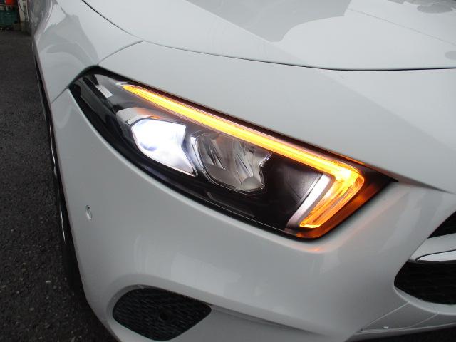 Aクラスセダン A250 4マチックセダン レーダーセーフ レザーEX パノラミックルーフ オプションカラー 本革 アンビエントライト MBUXナビTV バックカメラ 衝突軽減 踏み間違い防止 シートヒーター パワーシート ワイヤレスチャージ(49枚目)