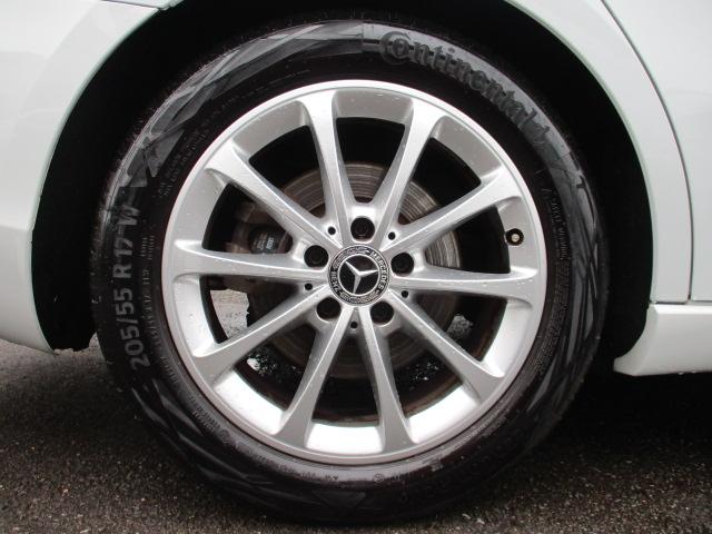 Aクラスセダン A250 4マチックセダン レーダーセーフ レザーEX パノラミックルーフ オプションカラー 本革 アンビエントライト MBUXナビTV バックカメラ 衝突軽減 踏み間違い防止 シートヒーター パワーシート ワイヤレスチャージ(51枚目)