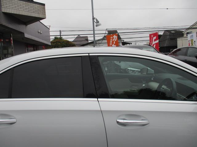 Aクラスセダン A250 4マチックセダン レーダーセーフ レザーEX パノラミックルーフ オプションカラー 本革 アンビエントライト MBUXナビTV バックカメラ 衝突軽減 踏み間違い防止 シートヒーター パワーシート ワイヤレスチャージ(56枚目)